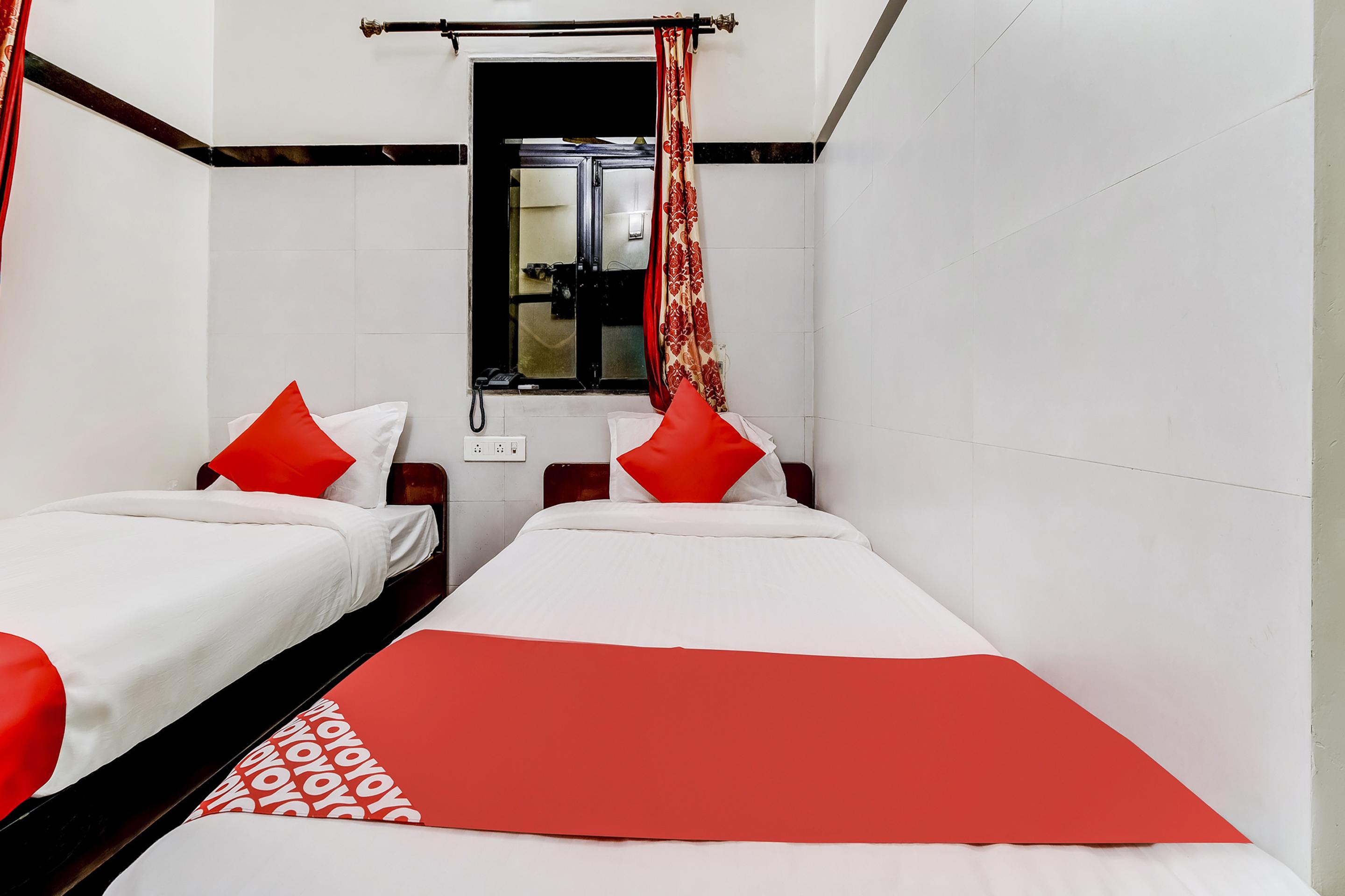 Super Oyo Hotel Dreamland Bombay Exterior foto