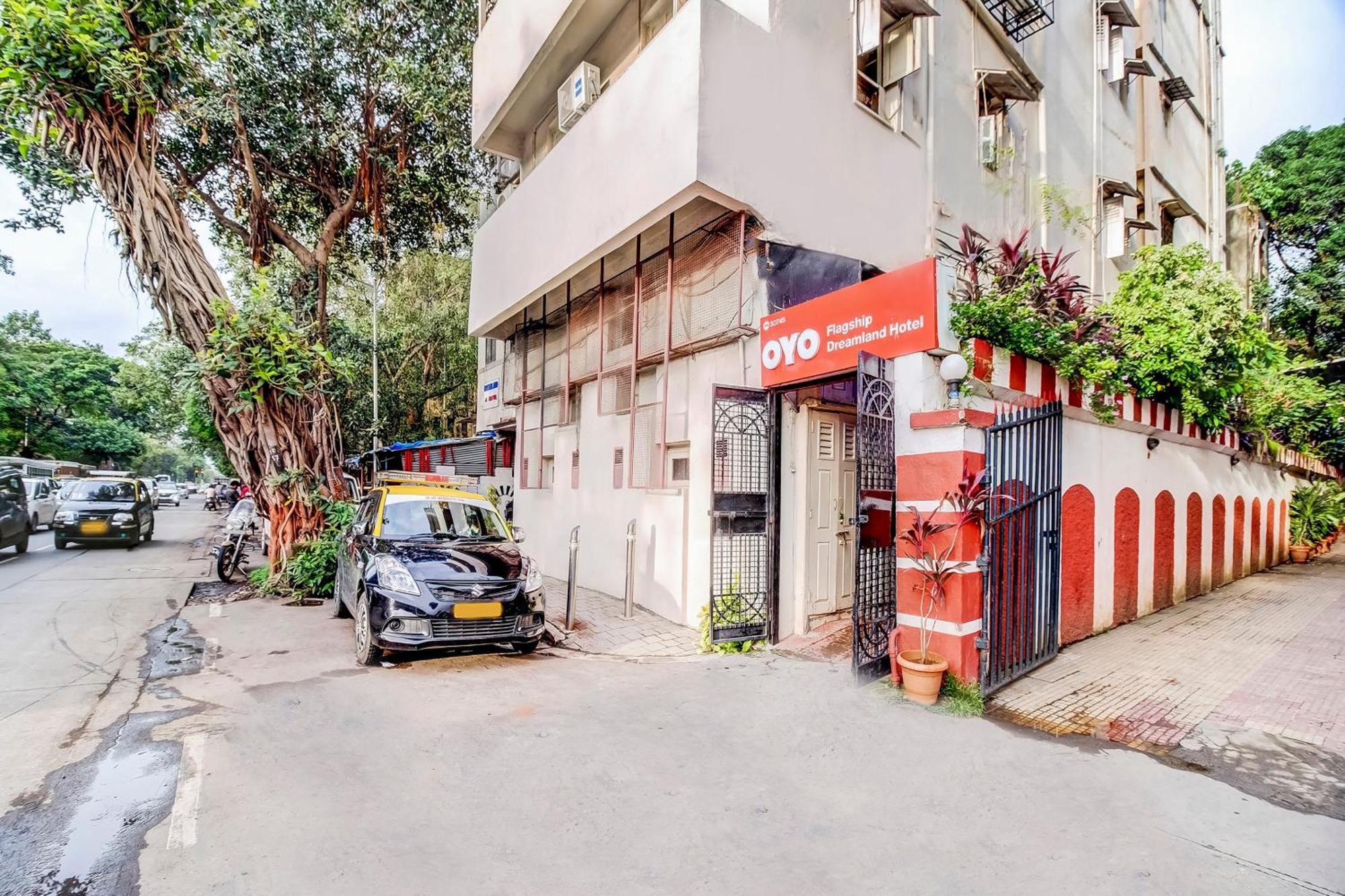 Super Oyo Hotel Dreamland Bombay Exterior foto