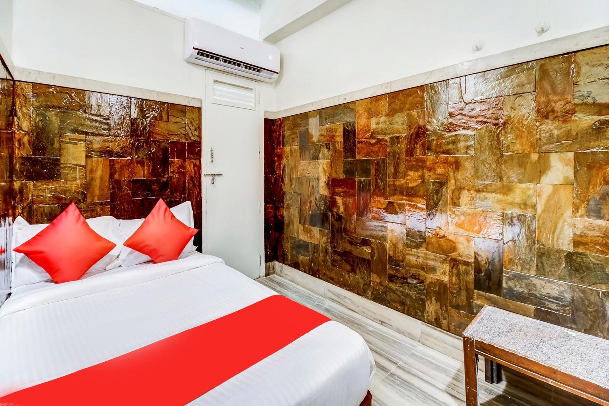 Super Oyo Hotel Dreamland Bombay Exterior foto