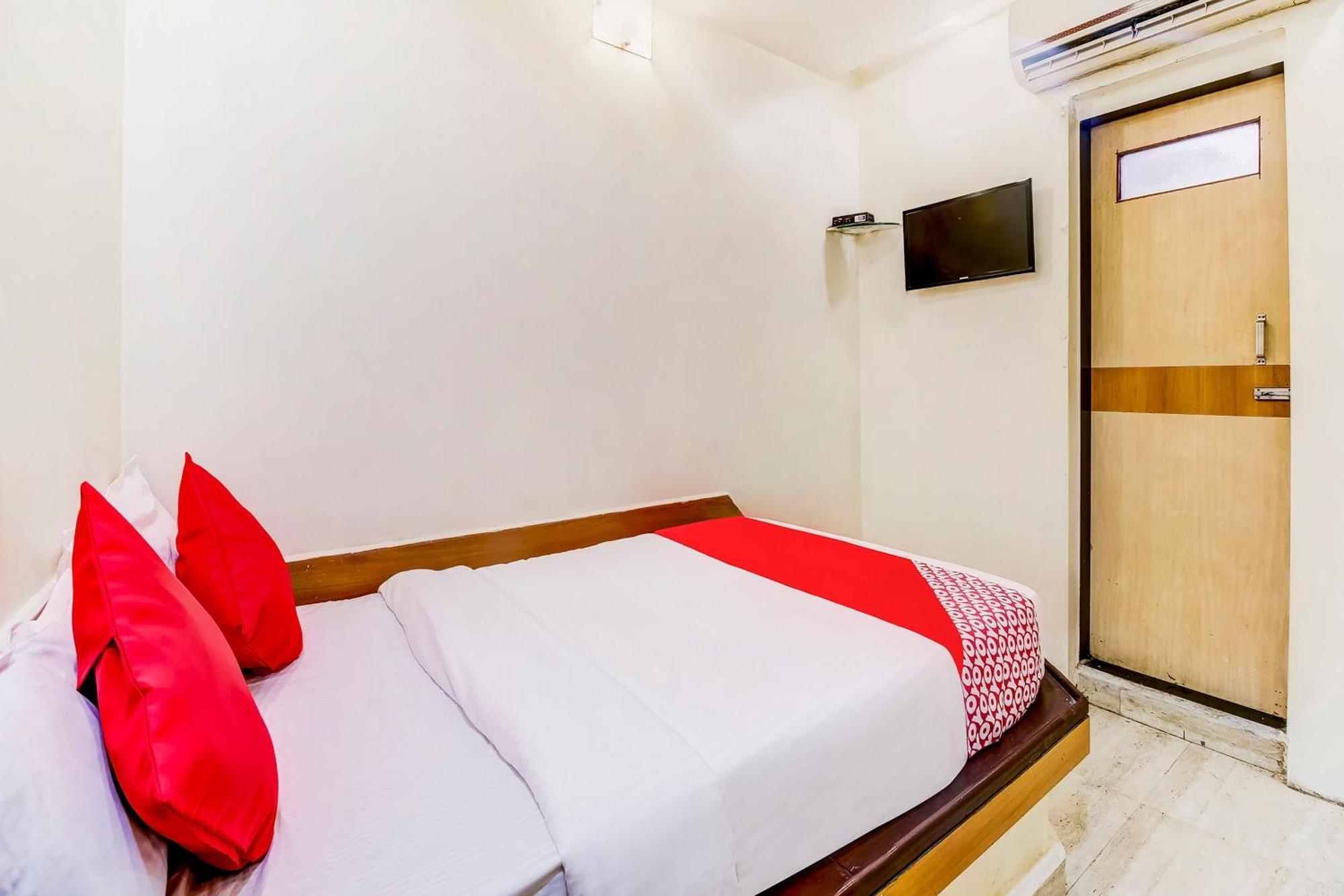 Super Oyo Hotel Dreamland Bombay Exterior foto