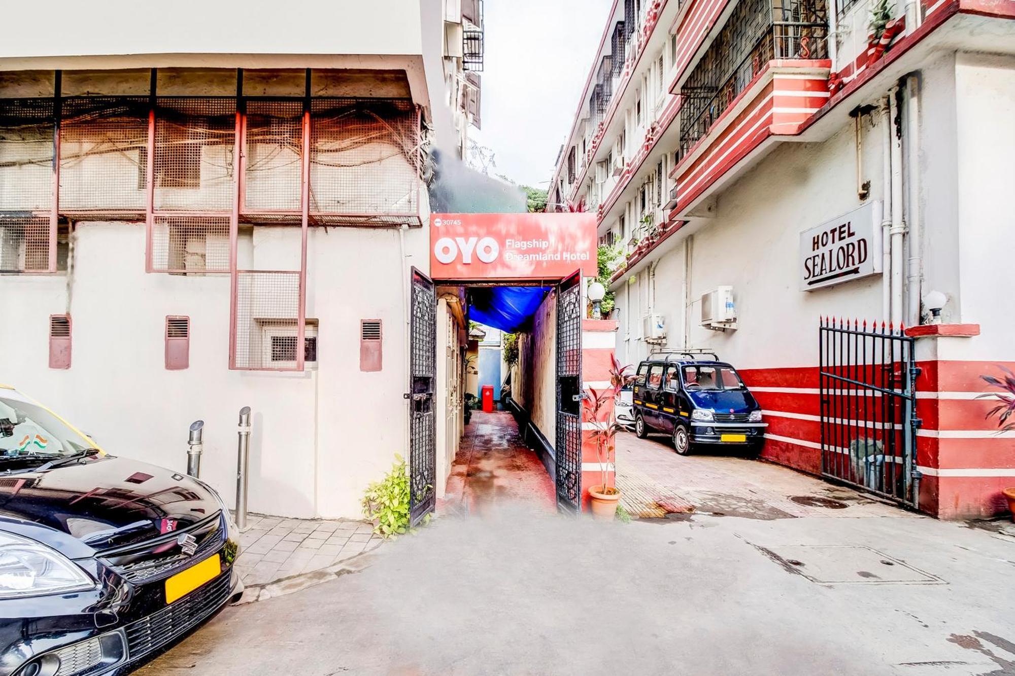 Super Oyo Hotel Dreamland Bombay Exterior foto