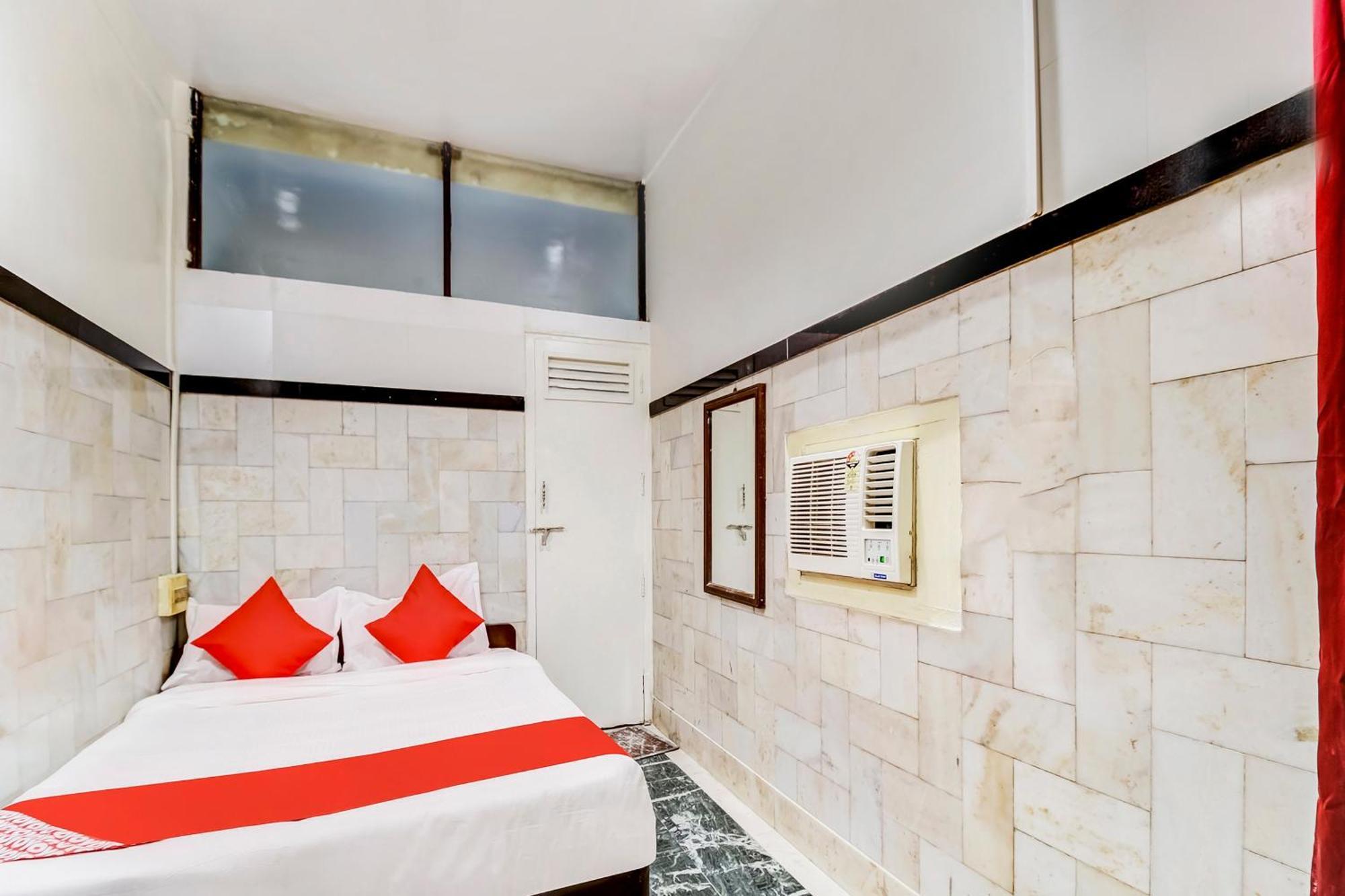Super Oyo Hotel Dreamland Bombay Exterior foto